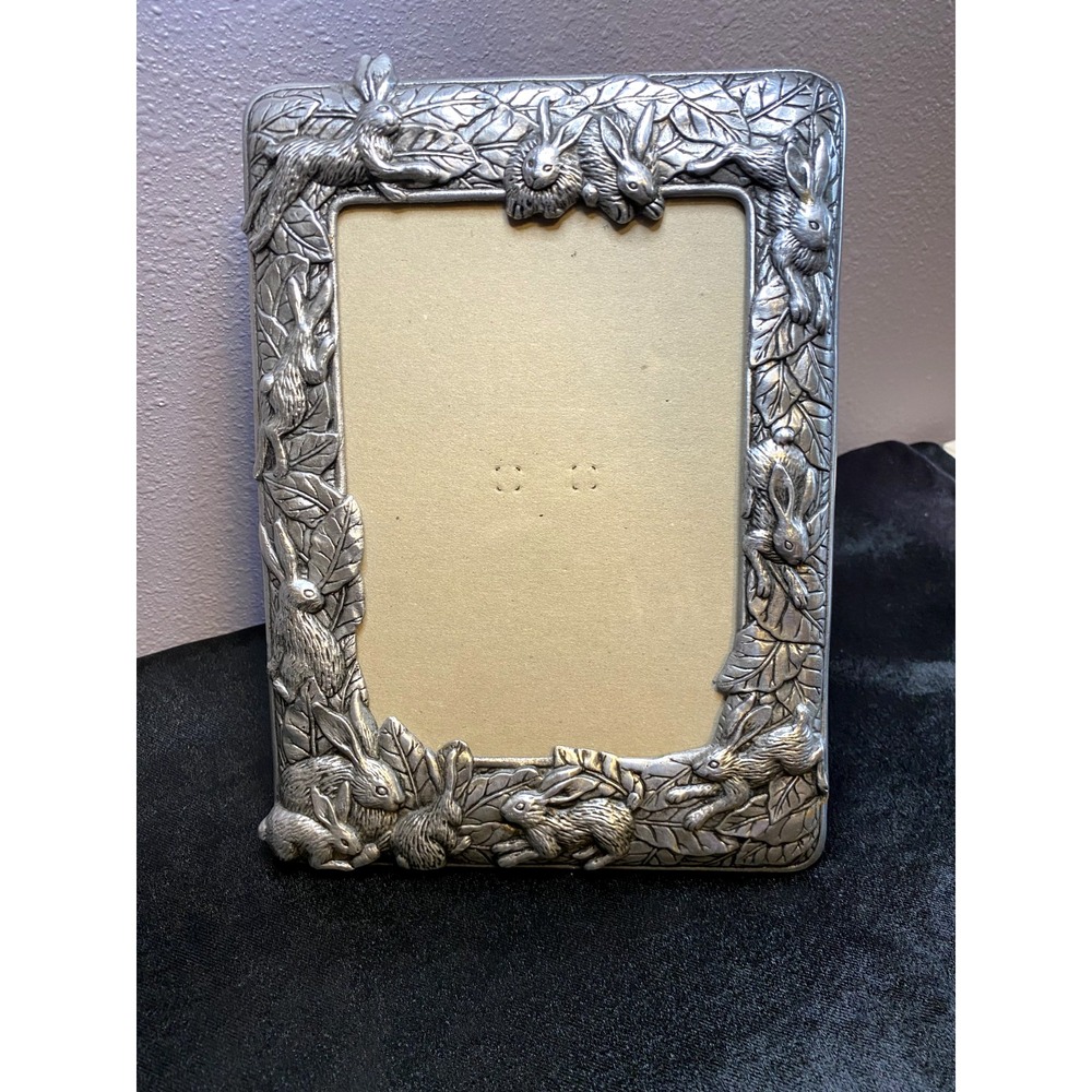 Vintage 1987 Arthur Court Metal Bunnies Rabbits Pewter Picture Frame 5"x7"